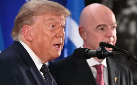 El presidente de Estados Unidos, Donald Trump (izquierda), con el titular de la FIFA, Gianni Infantino (derecha).