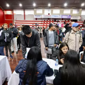 Feria de empleo para vacancias en Alto Paran�.