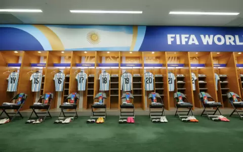 Argentina con tres variantes en la formaci�n para buscar el bicampeonato mundial ante Espa�a
