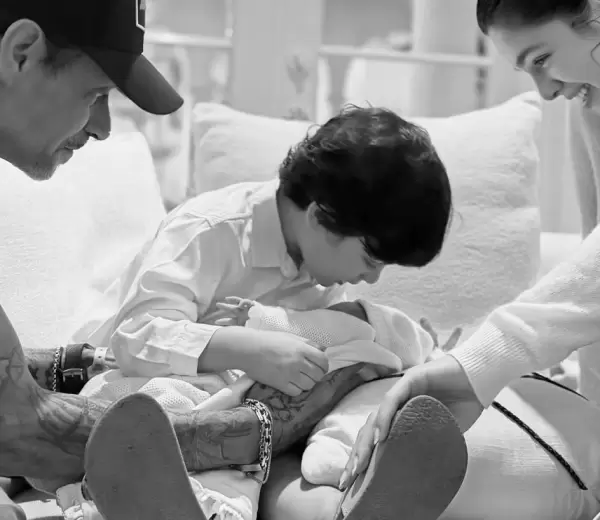 Nadia Ferreira y el cantante internacional celebran una nueva etapa familiar con la llegada de su segunda hija en com�n.