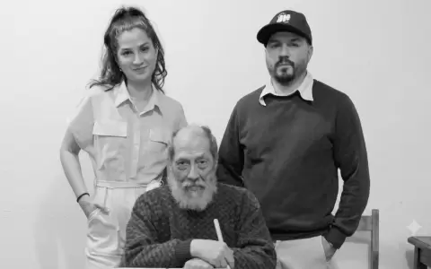 Toti, V�ctor y Julieta Morel.