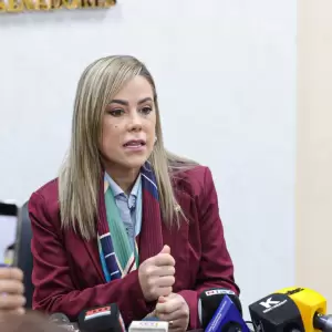 Lizarella Valiente.