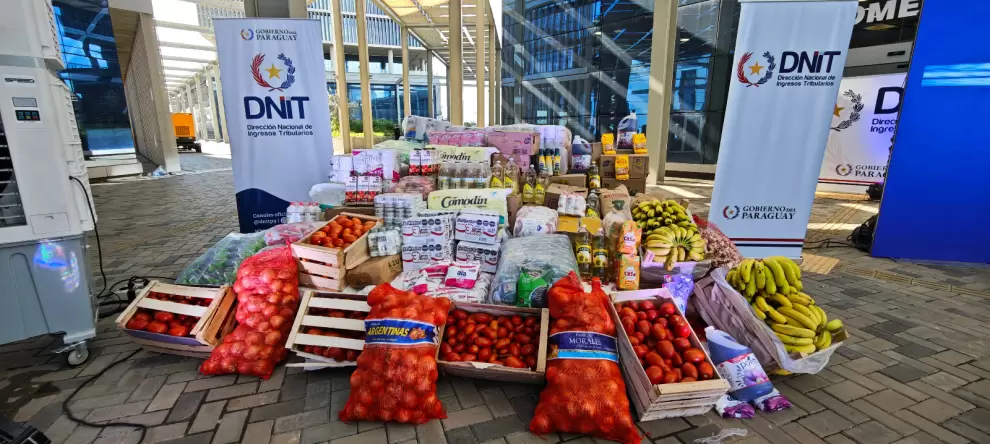 Mercader�as incautadas por la DNIT. Foto: Gentileza.