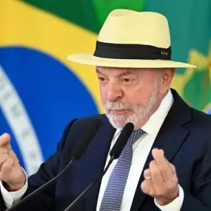 Lula justifica mayor gasto militar al recordar que "Paraguay decidió invadir Brasil"