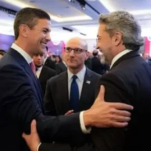 Pe�a reivindica el abrazo con Abdo: "Fue una muestra de respeto"