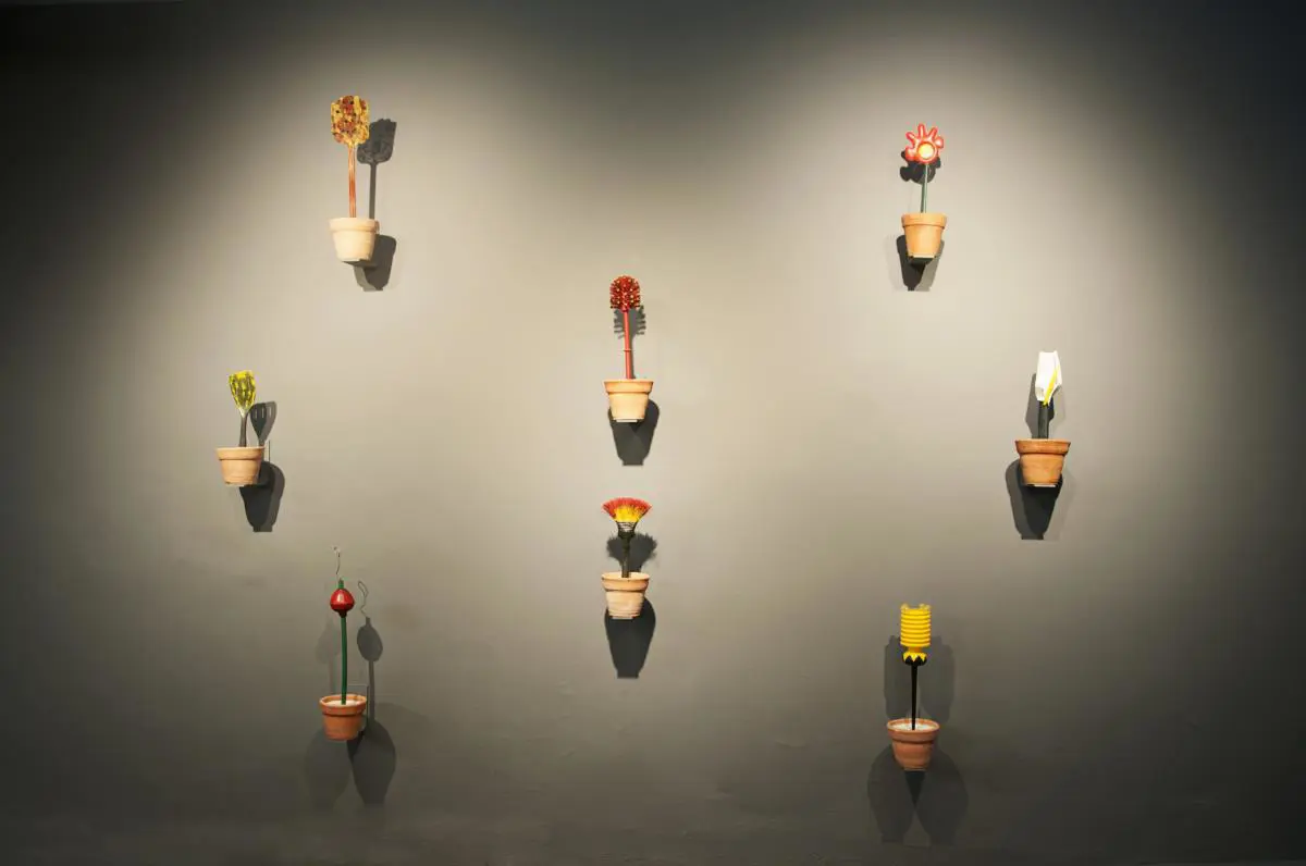 emSin título/em. Objetos, 1990. Colección privada. Colección Marcos Benítez. © Ana Ayala