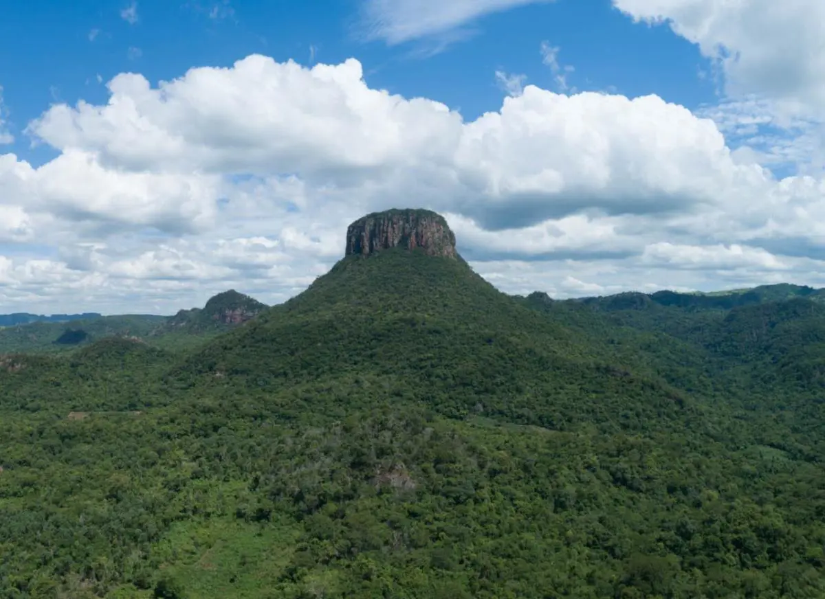 Cerro Guasu, Amambay � Juan Carlos Meza