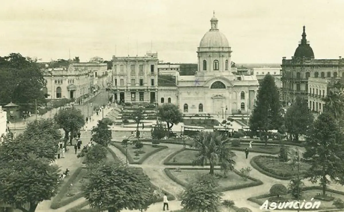 Jard�n de la Plaza del Mercado (actual Plaza O'Leary), ca. 1930