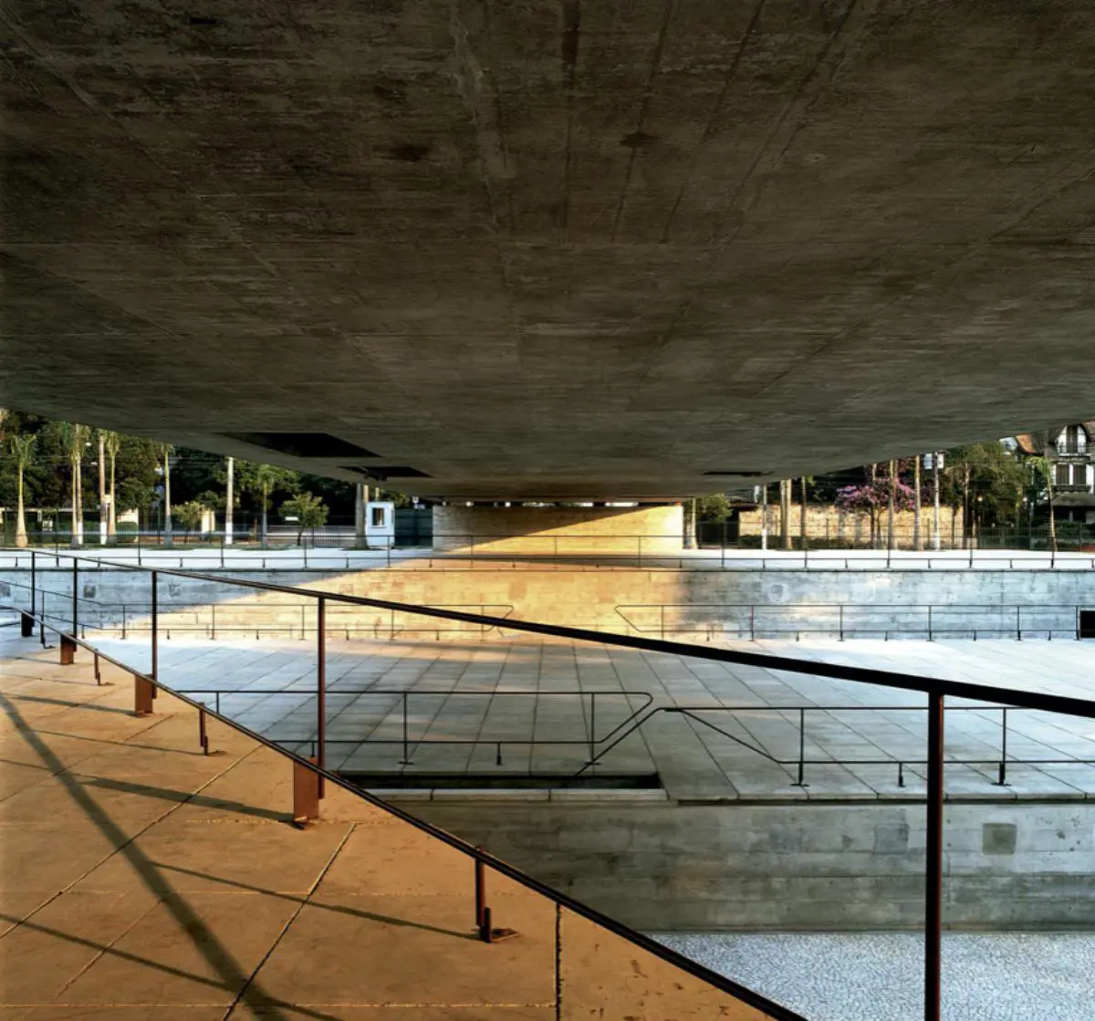 Museo Brasile�o de Escultura, S�o Paulo, 1986-1995. Arquitectura Viva � Leonardo Finotti, Nelson Kon