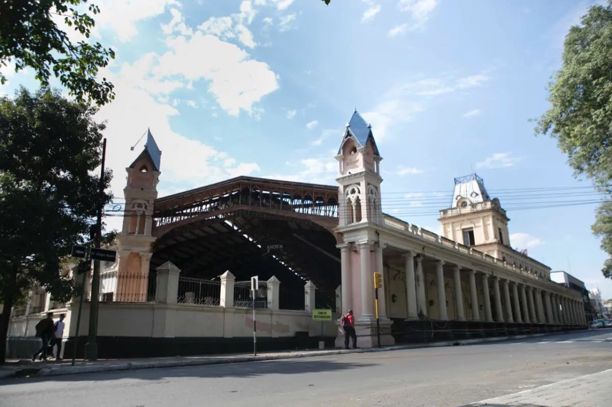 Estación Central del Ferrocarril, 2021 © Laura Mandelik