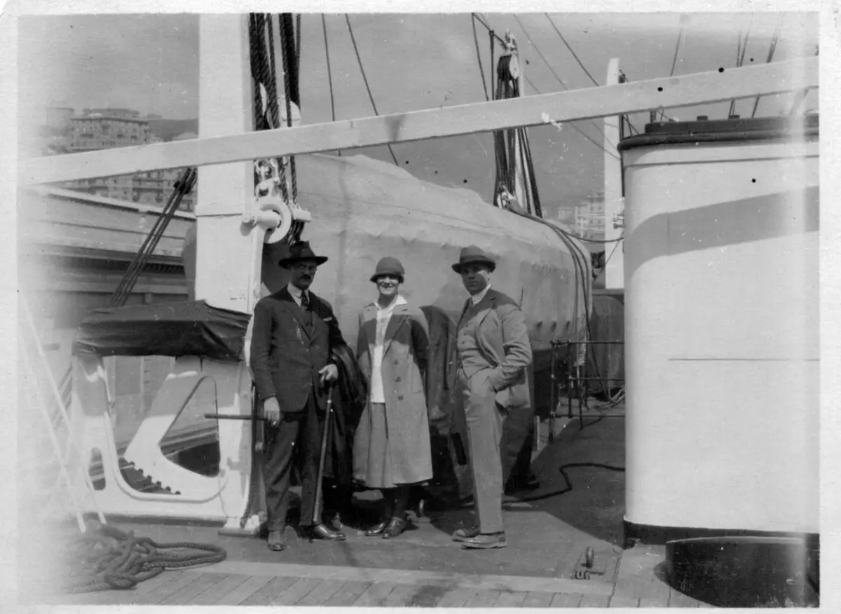 El emCapit�n Polonio/em hac�a el trayecto Europa-Buenos Aires, con gran cantidad de inmigrantes. Colecci�n del autor