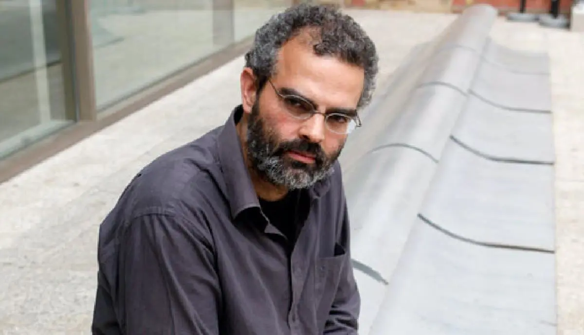 Gonzalo M. Tavares. Cortes�a