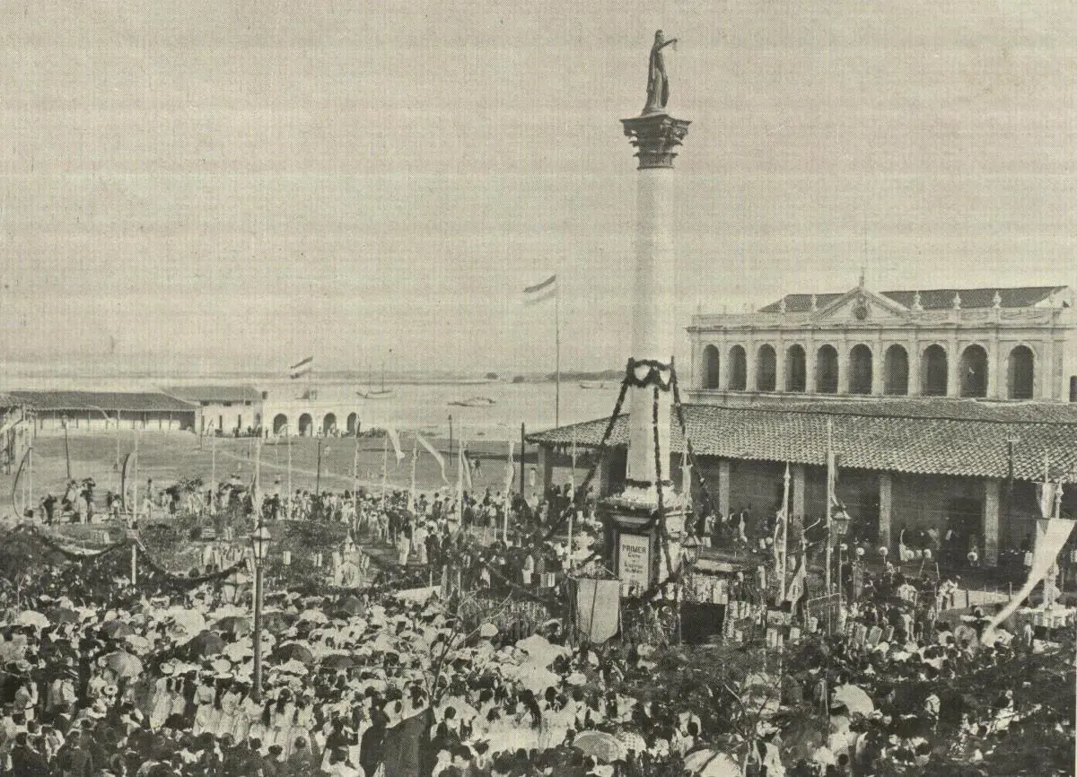 Plaza Mayor, 1902. Ramón Monte Domeq, emEl Paraguay, su presente y su futuro/em, 1912. Cortesía