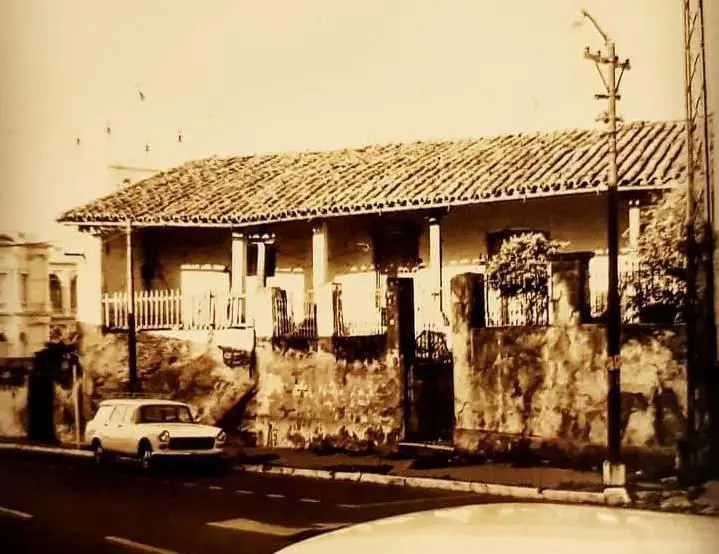 Casa Viola, hoy Museo de la Ciudad, antes de su restauraci�n. Cortes�a