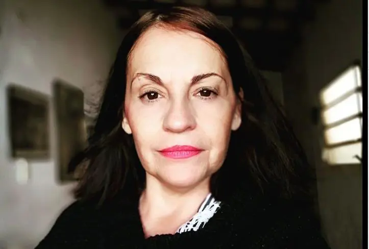 Luz Sald�var. Cortes�a