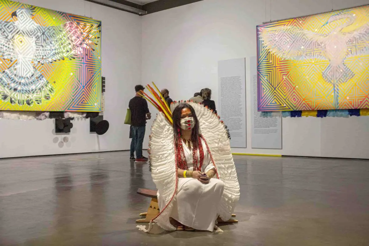 Daiara Tukano (Brasil). emDabucuri en el cielo/em, 2021 � Luis Vera