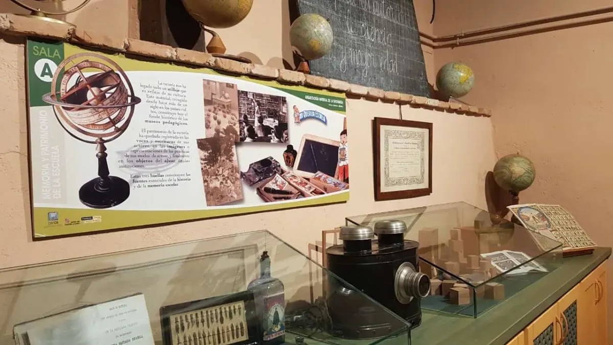 CEINCE. Museo pedag�gico � David Vel�zquez Seiferheld