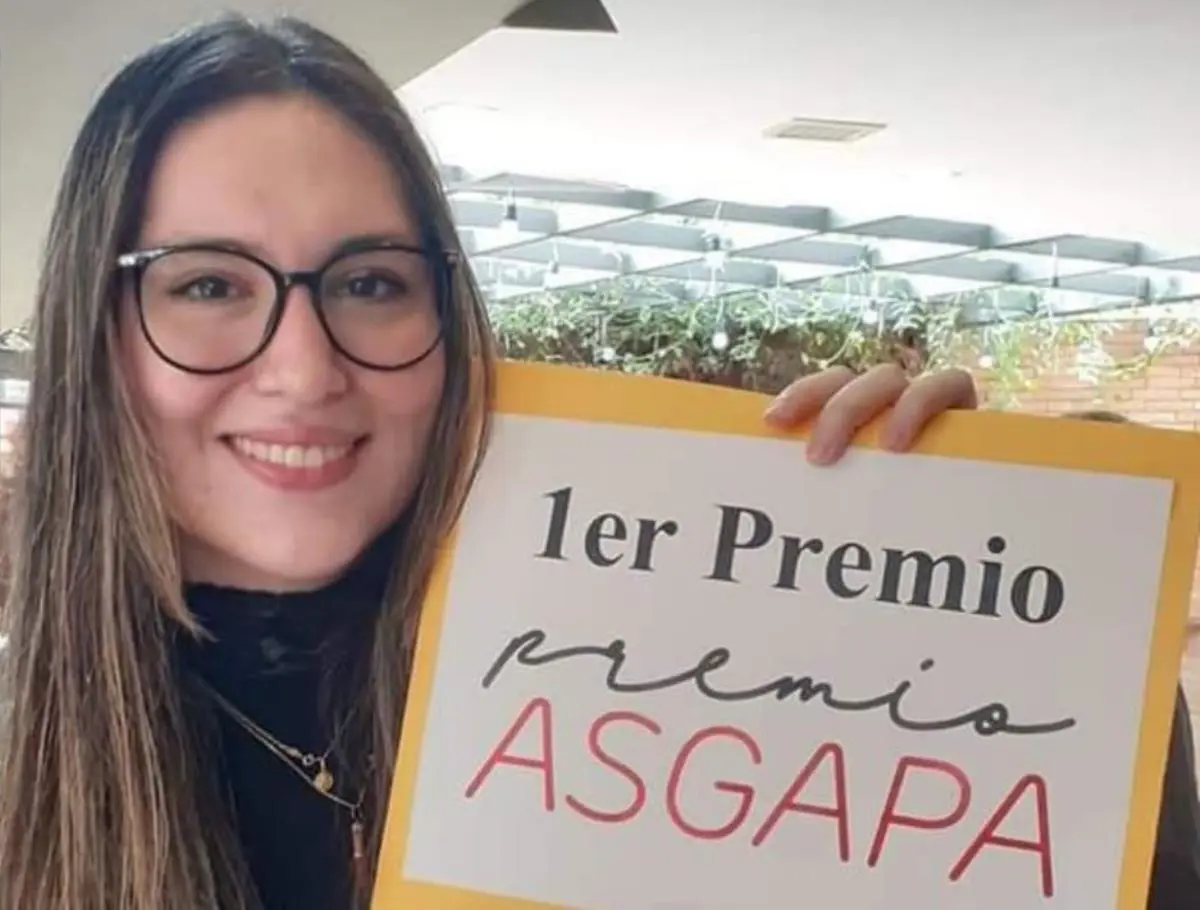 Ofelia Meza, ganadora del primer premio. Cortes�a