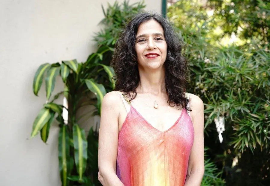 Mary Carmen Niella. Cortes�a