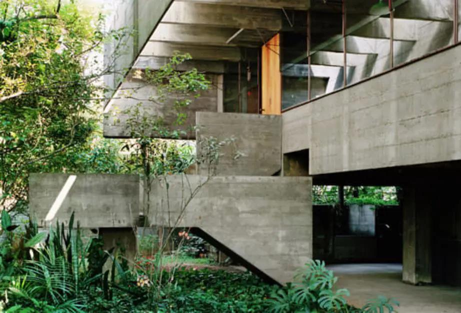 Casa en Butant�, Paulo Mendes da Rocha y Jo�o de Gennaro. Foto � Nelson Kon