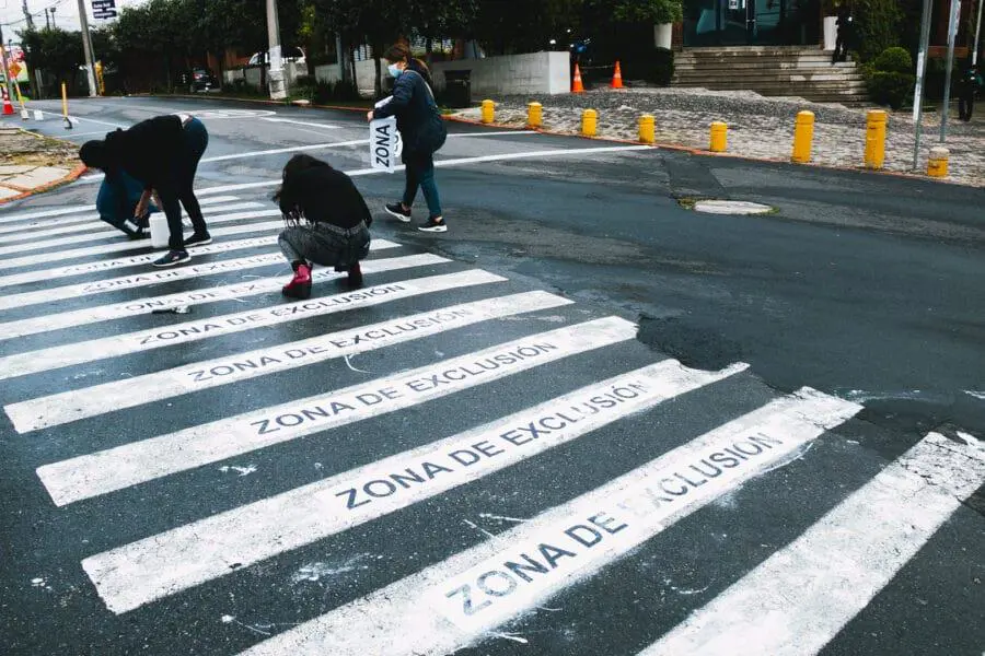 Proyecto Zona Roja, del Colectivo ESPA, Ciudad de Guatemala, 2021. Foto cortes�a: Bienal en Resistencia.