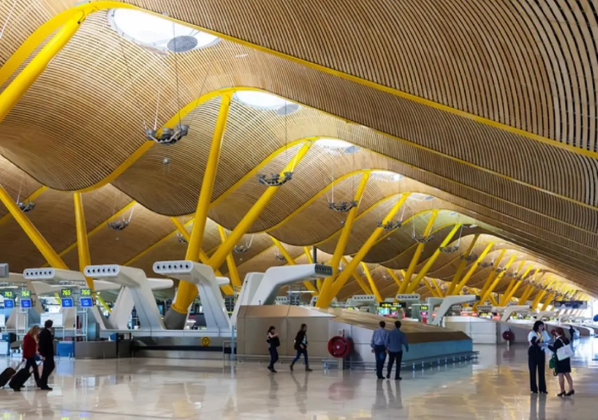 Aeropuerto de Barajas, Madrid, 1998-2006. Cortes�a