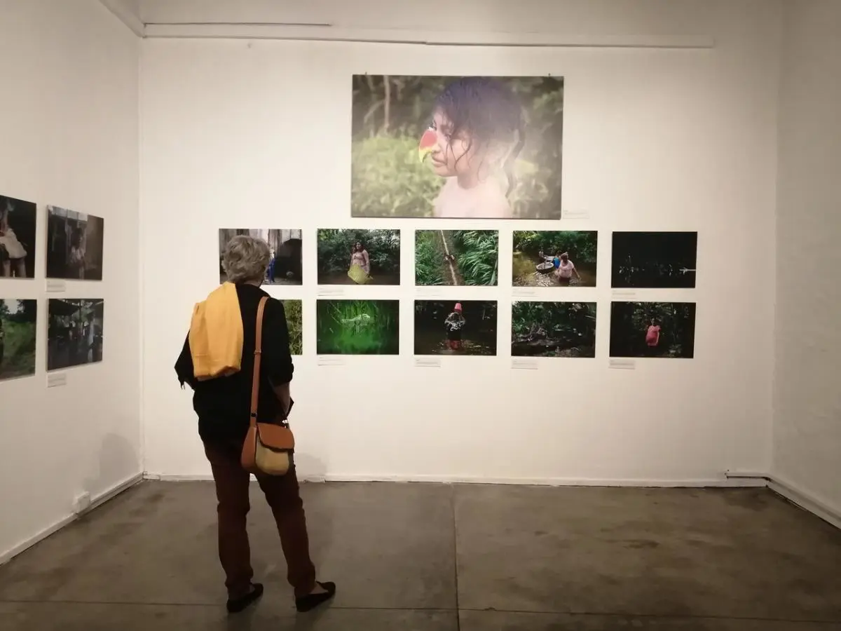 Muestra emSin nada que ocultar/em. Cortes�a