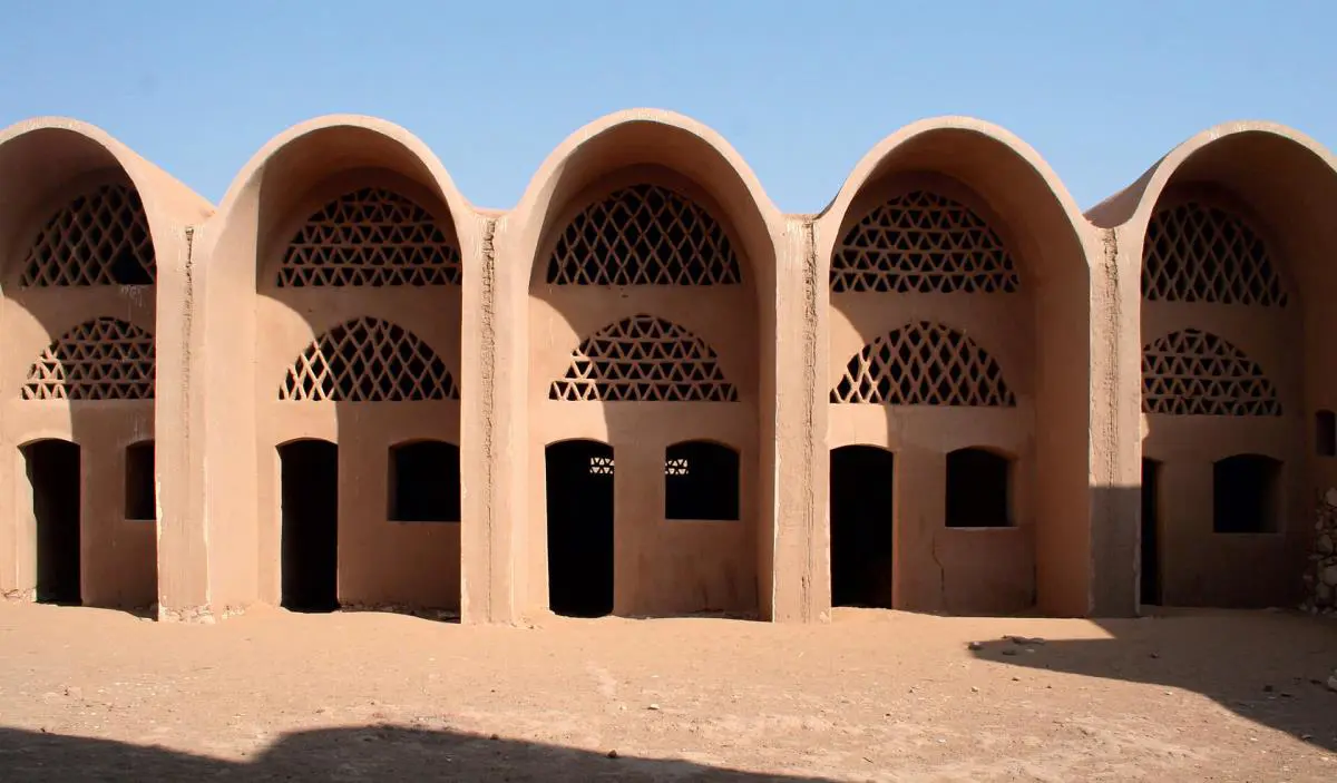 Salma Samar Damluji, New Baris Village. Cortes�a