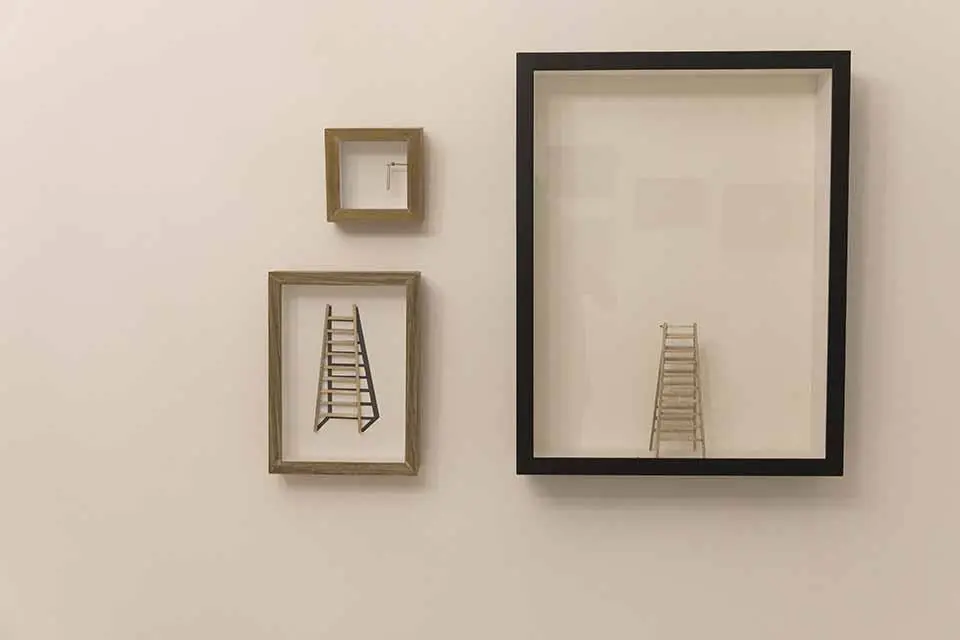 Laura Mandelik, emSin t�tulo/em, 2022. Dioramas. Madera balsa, impresi�n sobre Canson, 33,5 x 25 cm. Cortes�a