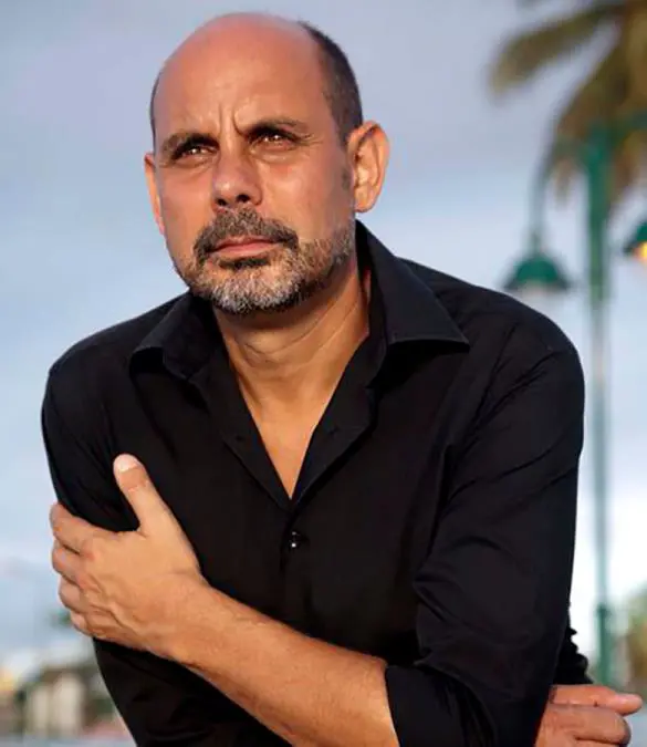 Luis Llaneza. Cortes�a
