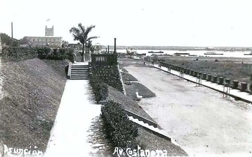 Jardines de la Costanera, 1930. Cortes�a