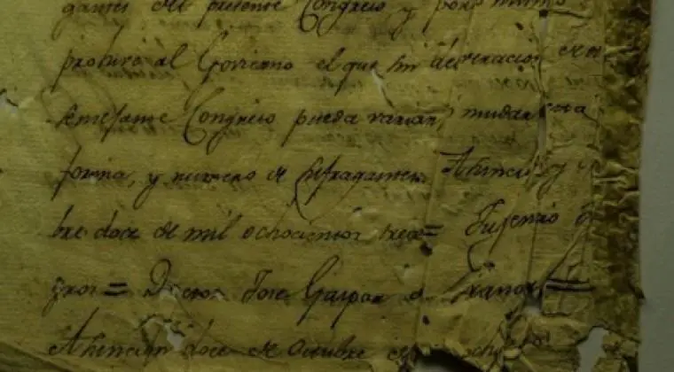 Documento original de Proclamaci�n de la Rep�blica que obra en Biblioteca del Archivo Nacional. Cortes�a