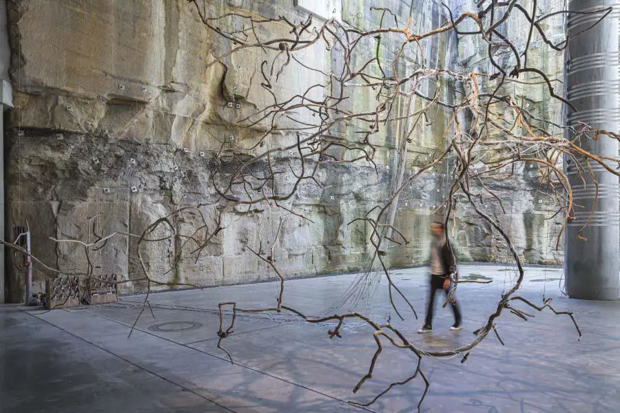 23� Bienal de Sidney. Tania Candiani, emWaterbirds: Migratory Sound Flow,/em 2022. Instalaci�n. Cortes�a de la artista. Desarrollo tecnol�gico: Interspecifics; estructura de madera: Juan Rosas; instrumentos de cer�mica: Gilberto Ch�vez/Marakame. Obra comisionada por la Bienal de Sidney con asistencia de Monash University Museum of Art | MUMA. The Cutaway, Barangaroo (Document Photography)