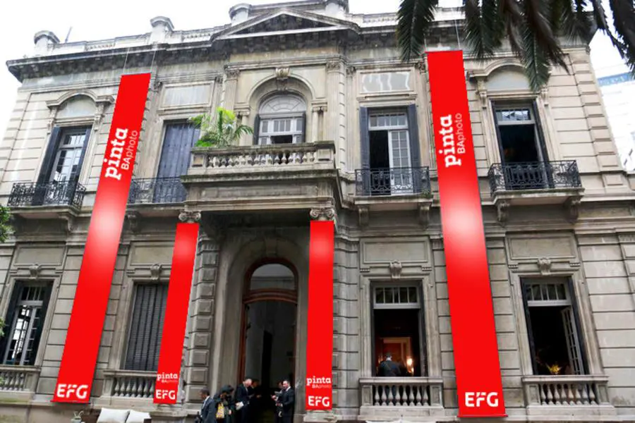 Casa Basavilbaso. Cortes�a