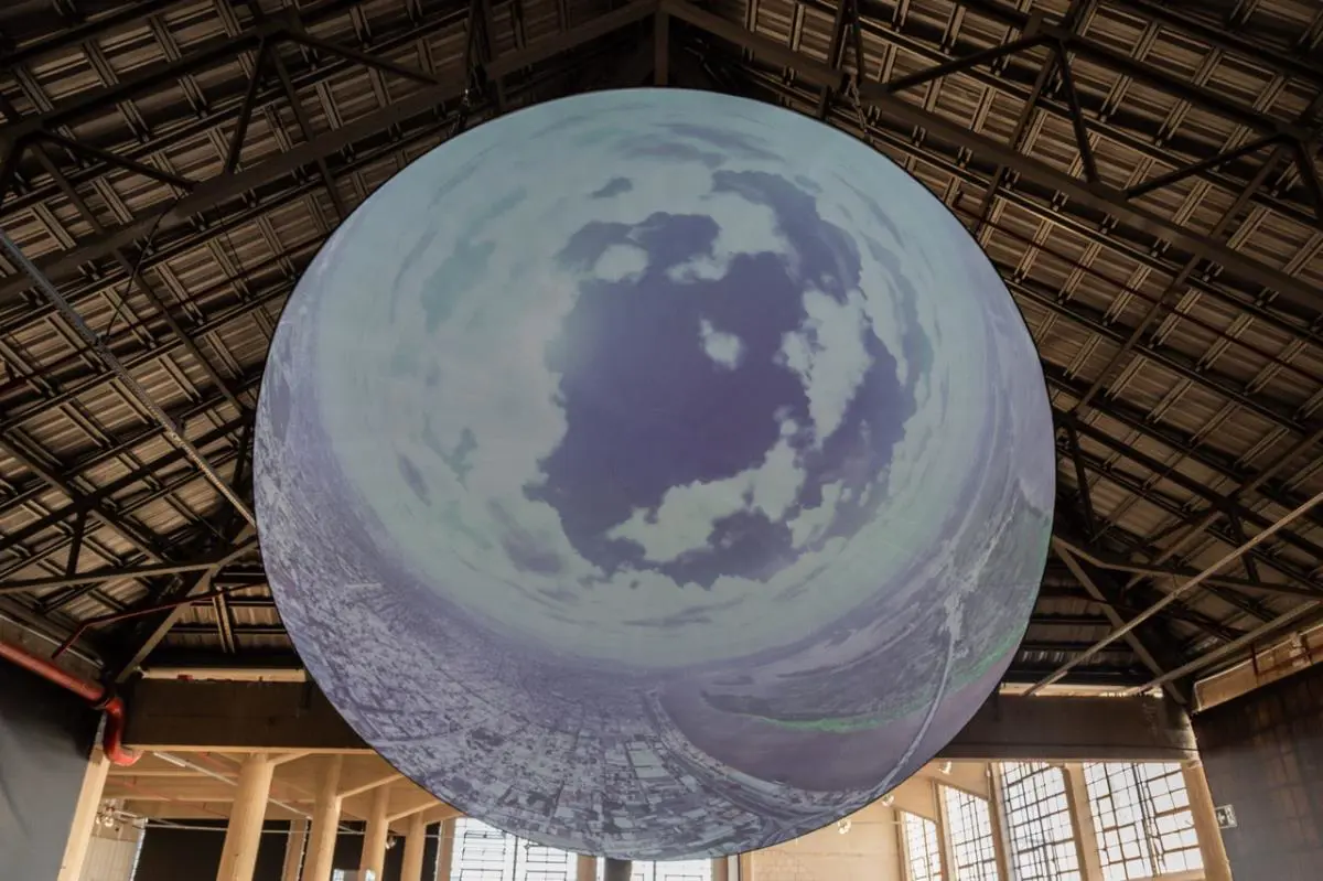 Bruno Borne, emGravitas/em, instalación, Instituto Caldeira, 13ª Bienal del Mercosur © Thiele Elissa
