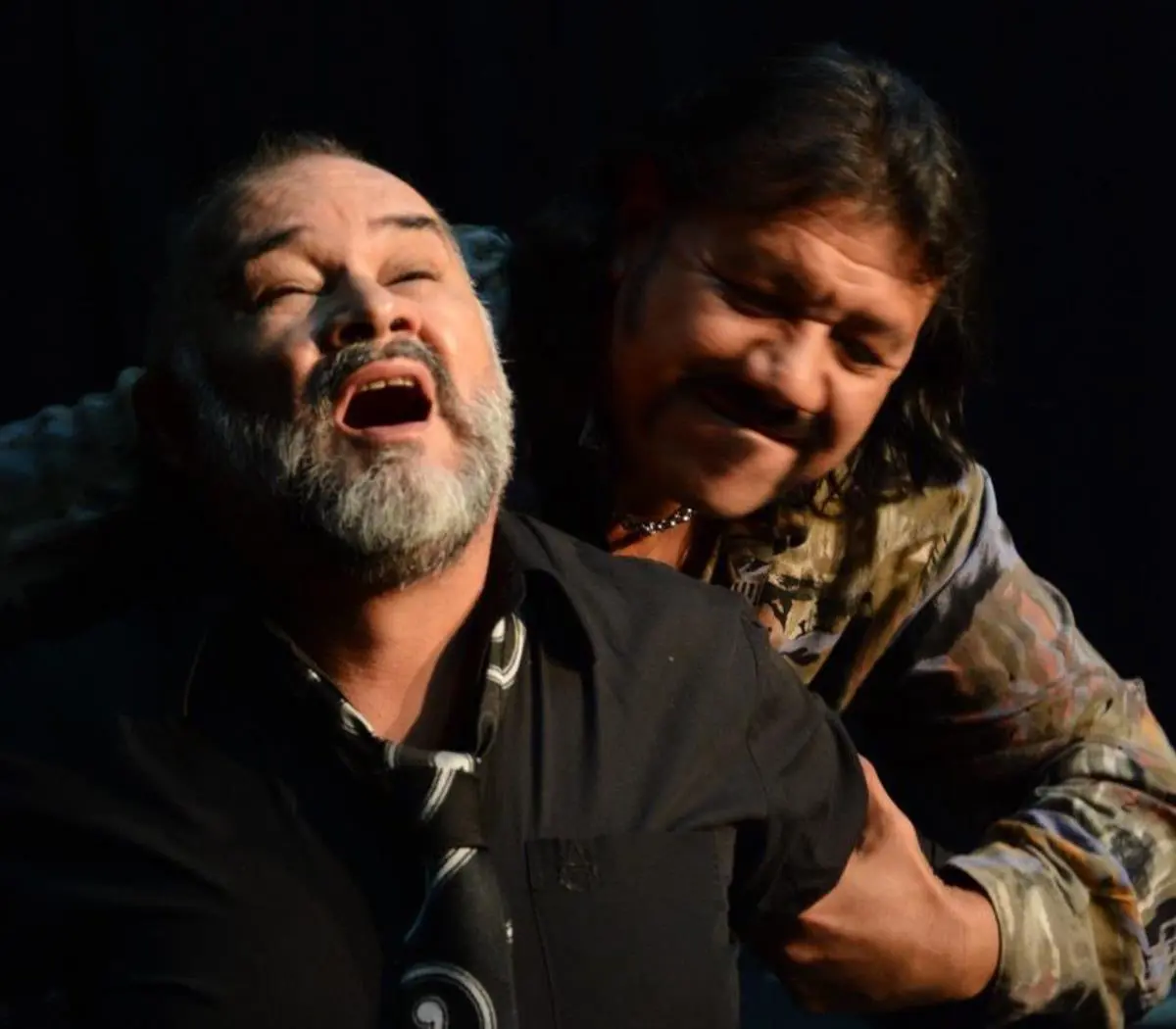 Calolo Rodr�guez y Mario To��nez en emSecuestrados en el galp�n/em. Cortes�a