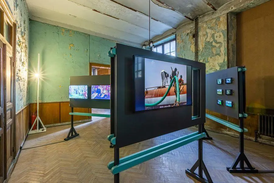 Marco Scotini y Can Altay: emDisobedience Archive [Ders Bitti]/em, 17� Bienal de Estambul, 2022 � Sahir Ugur Eren