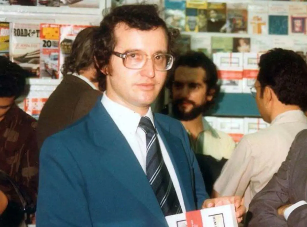 Alfredo Seiferheld. Cortes�a