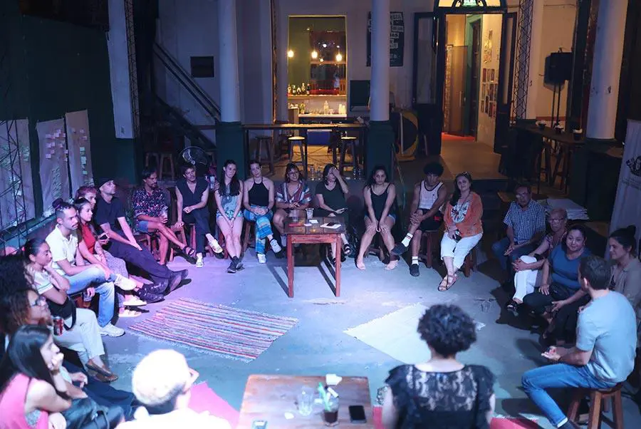 &ldquo;Emergentes&rdquo;, di�logo con artistas. Cortes�a