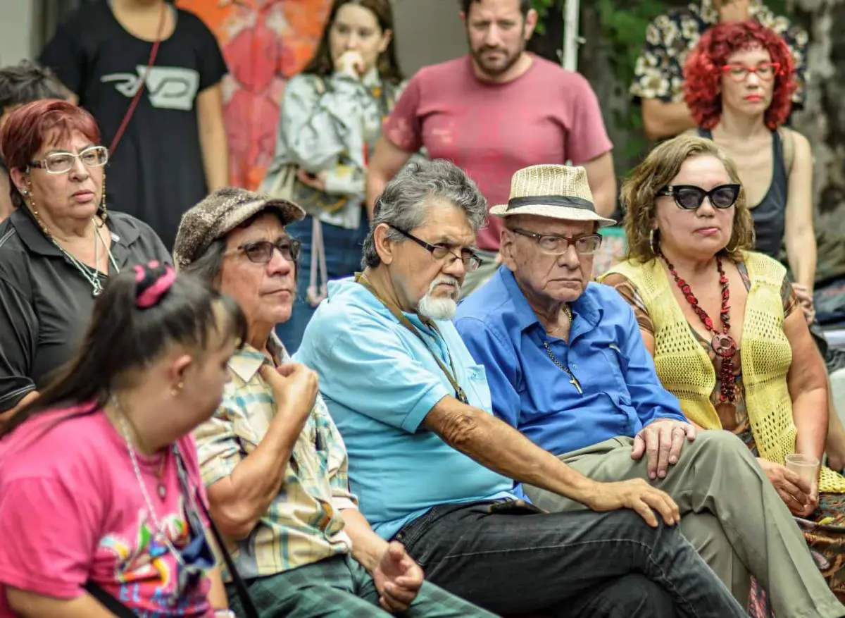 Grandes personalidades del teatro en la asamblea extraordinaria del Cepate � Dani Gonz�lez (FB)