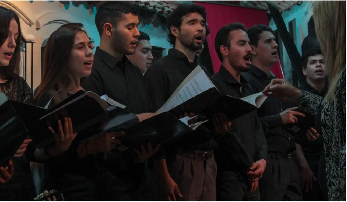 Escuela Municipal de Canto &ldquo;Sof�a Mendoza&rdquo;. Cortes�a