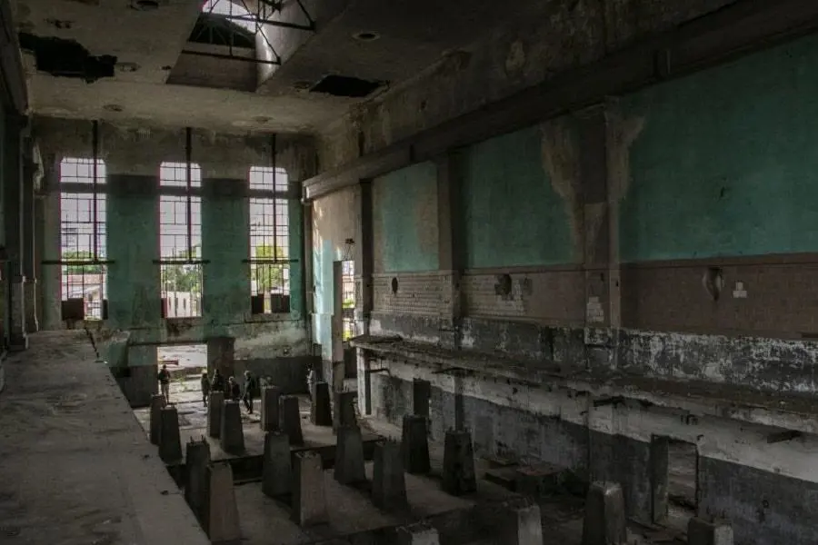 Interior de la Ex Usina El�ctrica de Corrientes, en trabajos de reparaci�n. Cortes�a