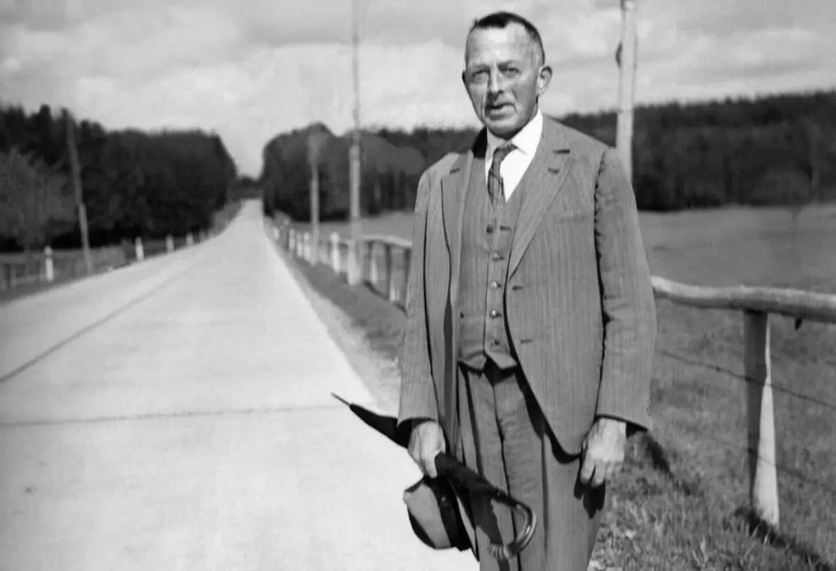 Robert Walser. Cortes�a
