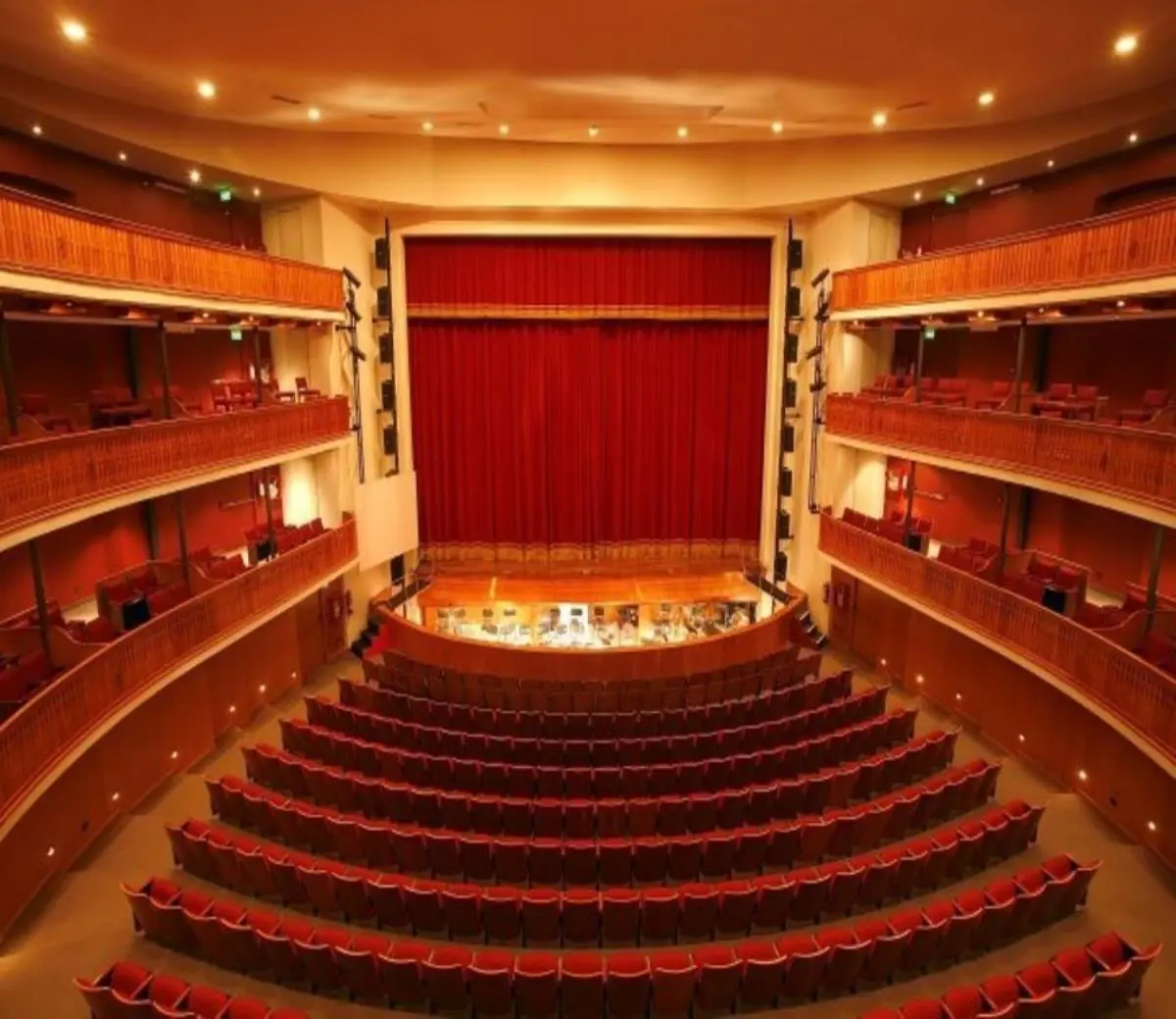 Teatro Municipal Ignacio A. Pane. Cortes�a