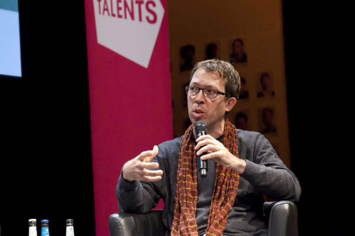 Marcelo Martinessi. Cortes�a