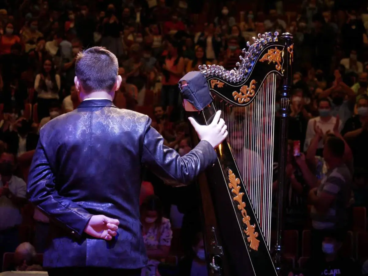 Festival Mundial del Arpa, Asunci�n. Cortes�a
