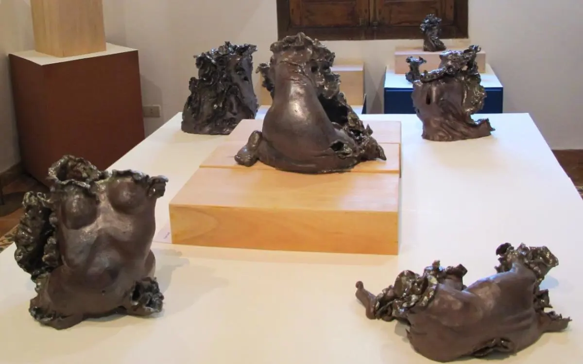 Obras de Ingrid Seall en el Centro Cultural del Lago. Cortes�a