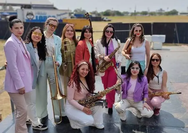 Band'elaschica. Cortes�a