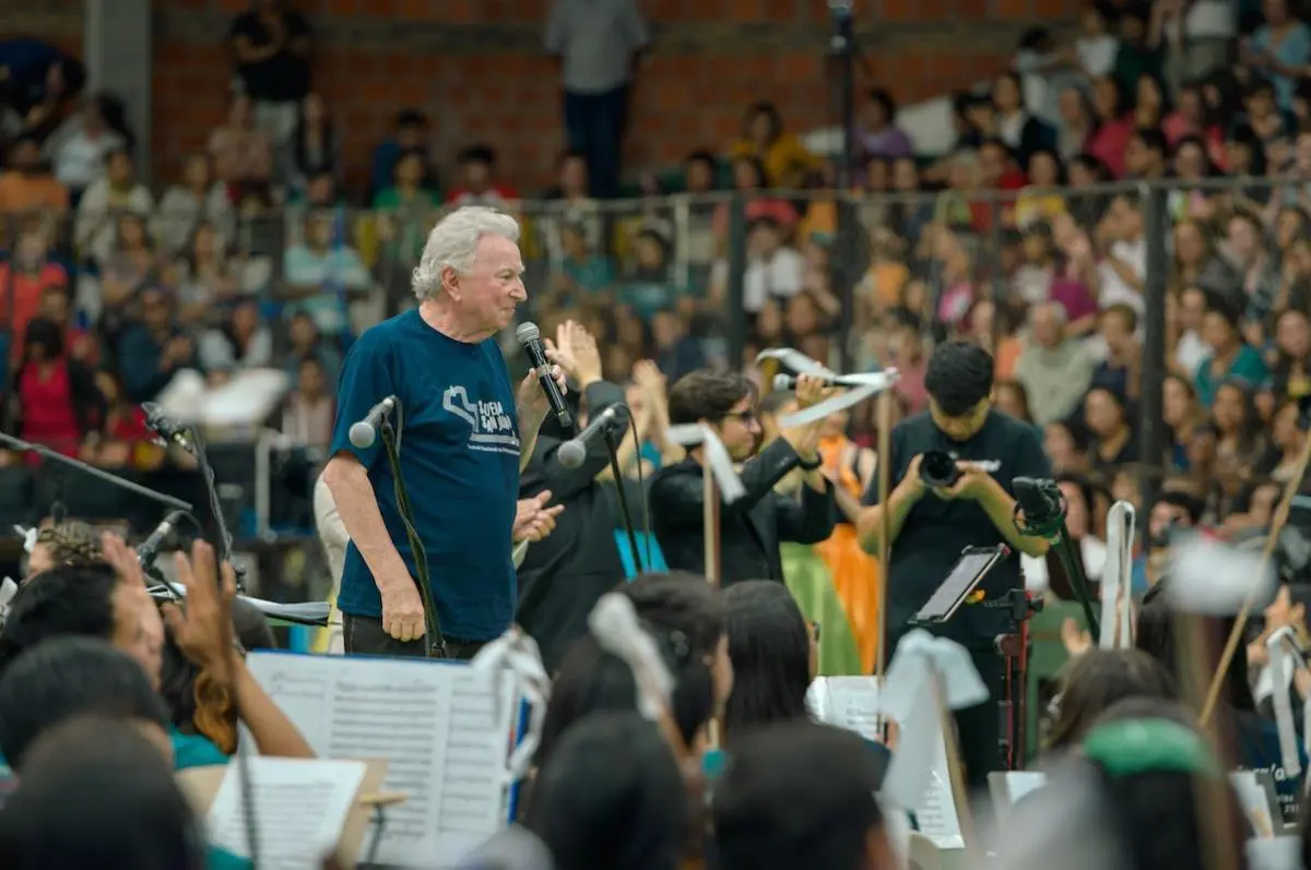 El maestro Luis Szar�n en 