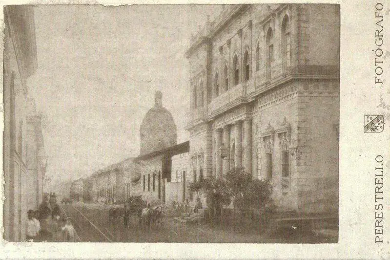 Asunci�n ocupada. Calles Palma y 14 de Mayo. Perestrello, ca. 1869. Colecci�n Javier Yubi